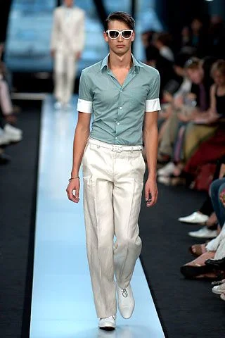 Look 16